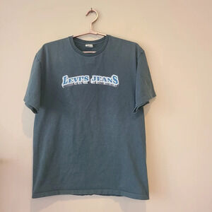 Vintage Levi's t-shirt size L mens